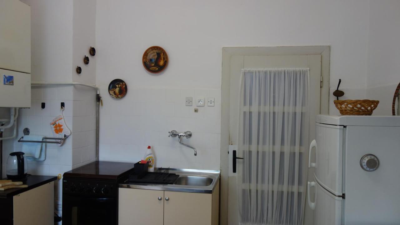 Apartment Mia Donja Pacetina Exterior photo