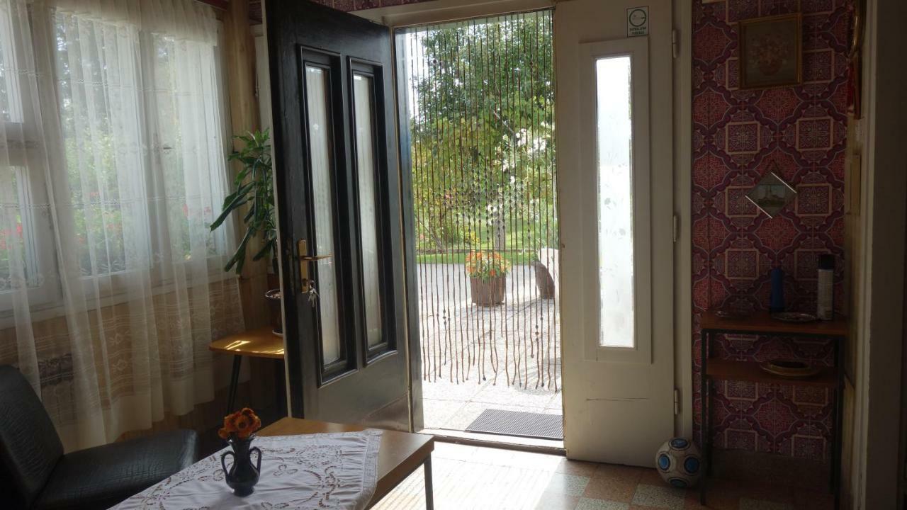 Apartment Mia Donja Pacetina Exterior photo